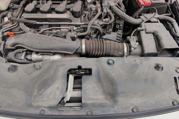 Used Honda Civic 2016 220TURBO Manual Luxury Edition Engine Bay