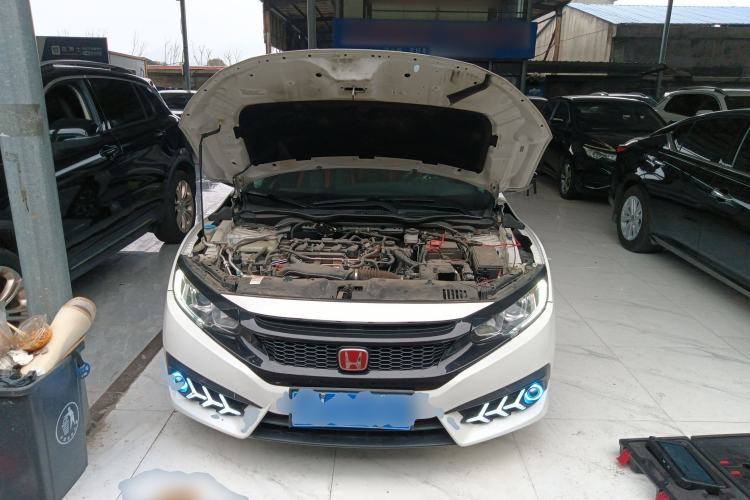 Used Honda Civic 2016 220TURBO CVT Luxury Edition Engine Bay