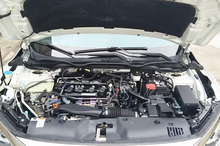 Used Honda Civic 2016 220TURBO CVT Luxury Edition Engine Bay