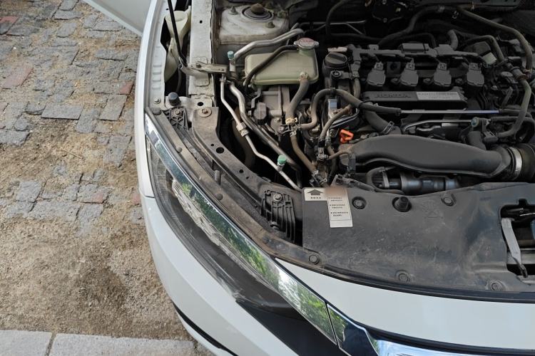 Used Honda Civic 2016 220TURBO CVT Prestige Edition Engine Bay Right