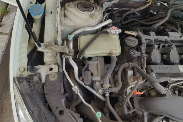 Used Honda Civic 2016 220TURBO CVT Luxury Edition Engine Bay Right