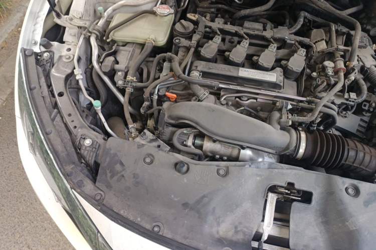 Used Honda Civic 2016 220TURBO CVT Luxury Edition Engine Bay Right
