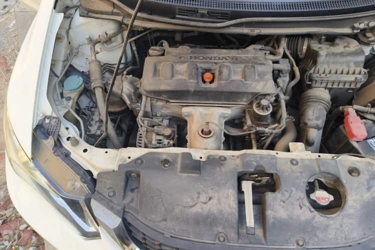 Used Honda Civic 2016 1.8L Automatic Comfort Version Engine Bay Right