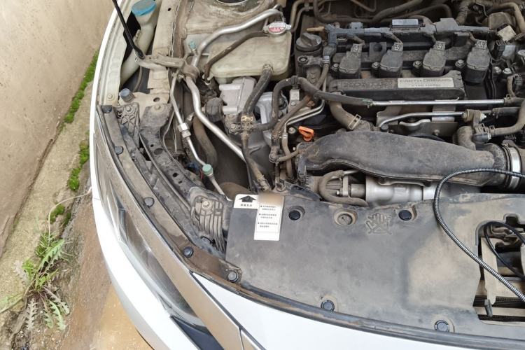 Used Honda Civic 2016 220TURBO Manual Luxury Edition Engine Bay Right