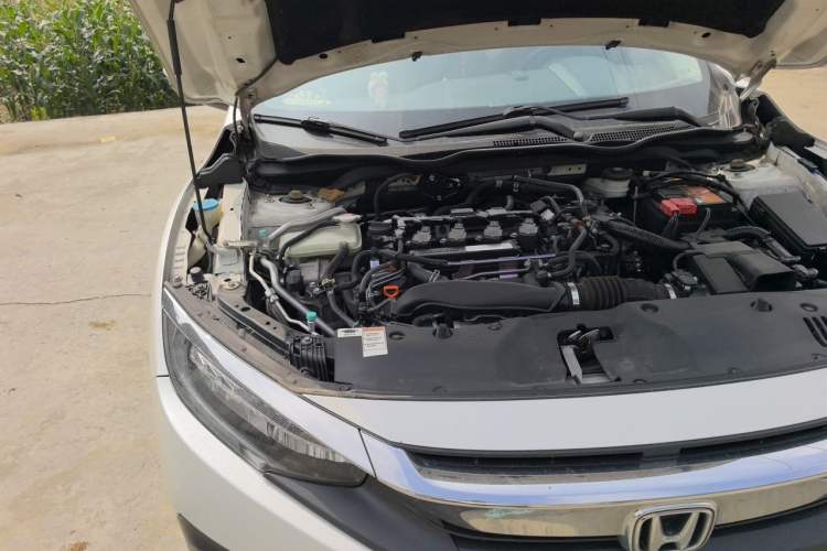 Used Honda Civic 2016 220TURBO CVT Prestige Edition Engine Bay Right