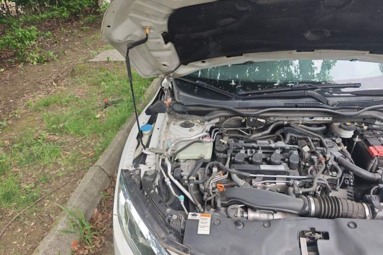 Used Honda Civic 2016 220TURBO CVT Luxury Edition Engine Bay Right