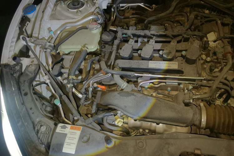 Used Honda Civic 2016 220TURBO CVT Luxury Edition Engine Bay Right