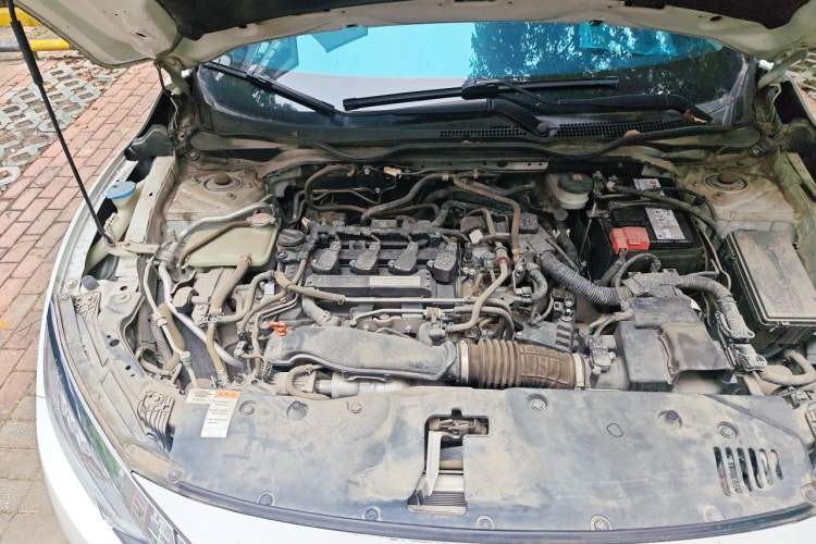 Used Honda Civic 2016 220TURBO CVT Prestige Edition Engine Bay Right