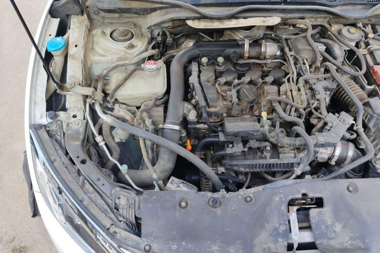 Used Honda Civic 2016 180TURBO CVT Comfort Version Engine Bay Right