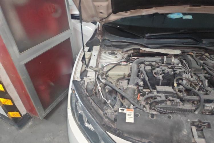 Used Honda Civic 2016 180TURBO CVT Comfort Version Engine Bay Right