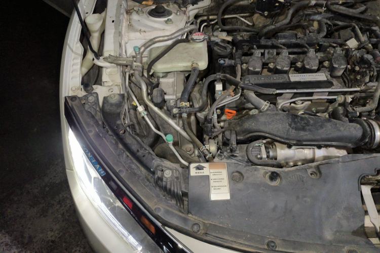 Used Honda Civic 2016 220TURBO CVT Luxury Edition Engine Bay Right