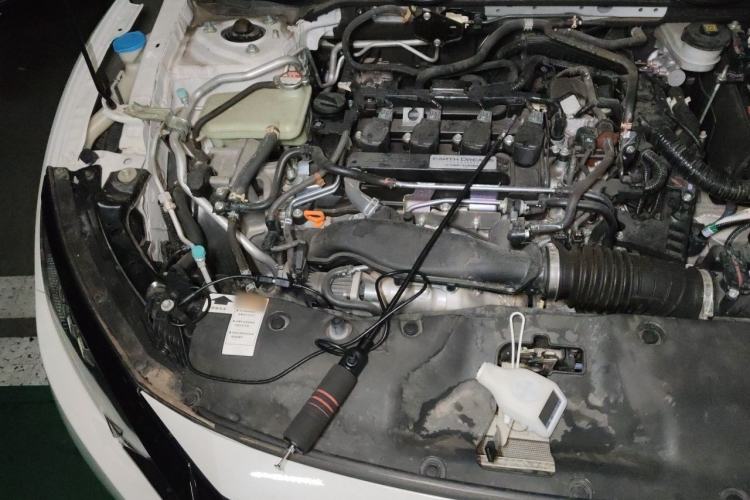 Used Honda Civic 2016 220TURBO CVT Luxury Edition Engine Bay Right