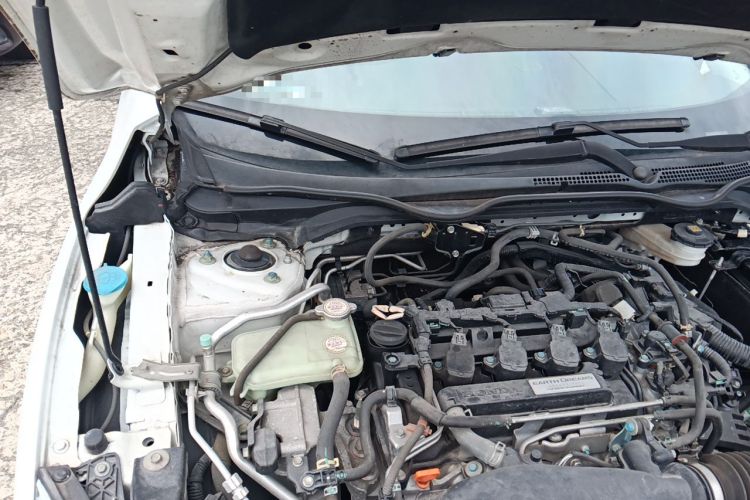 Used Honda Civic 2016 220TURBO CVT Luxury Edition Engine Bay Right