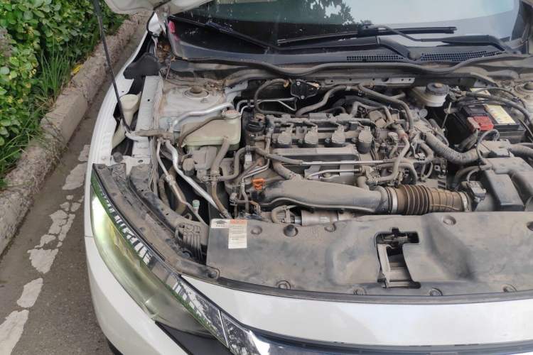 Used Honda Civic 2016 220TURBO CVT Prestige Edition Engine Bay Right