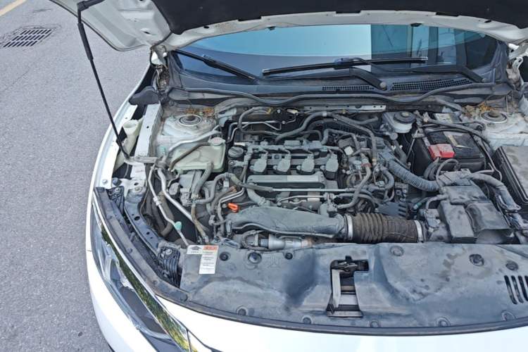 Used Honda Civic 2016 220TURBO CVT Luxury Edition Engine Bay Right