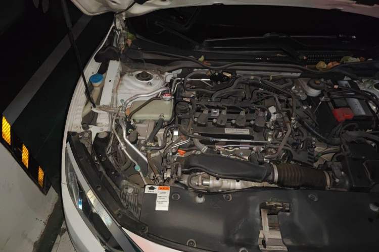 Used Honda Civic 2016 220TURBO CVT Luxury Edition Engine Bay Right