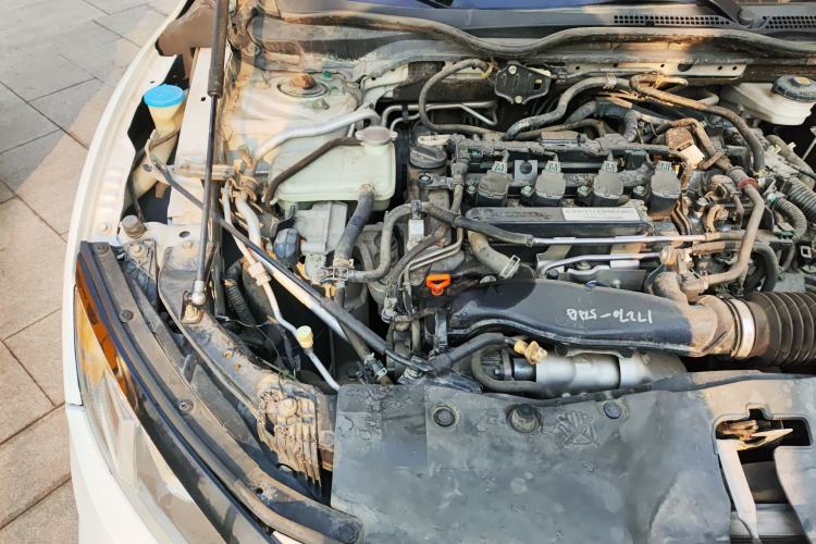 Used Honda Civic 2016 220TURBO CVT Luxury Edition Engine Bay Right