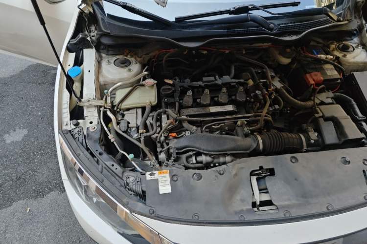 Used Honda Civic 2016 220TURBO CVT Luxury Edition Engine Bay Right