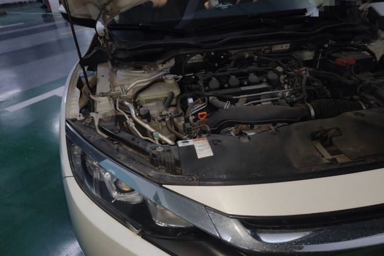 Used Honda Civic 2016 220TURBO CVT Luxury Edition Engine Bay Right