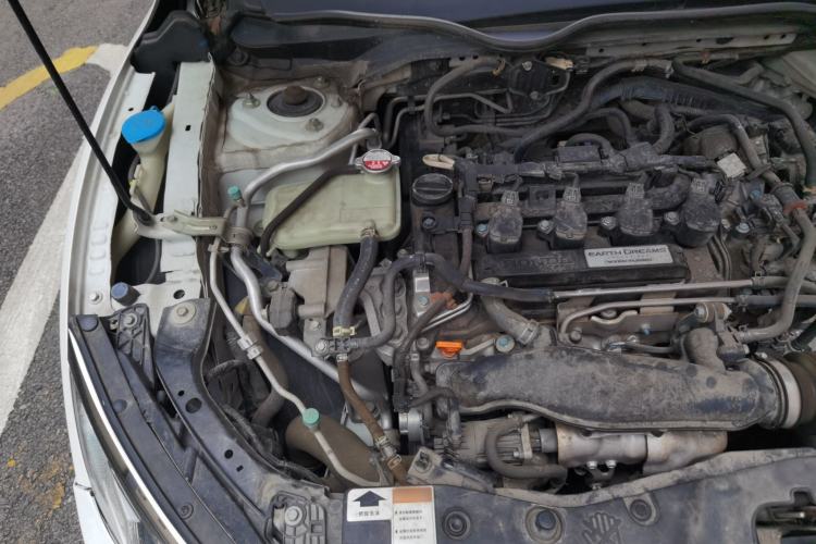 Used Honda Civic 2016 220TURBO CVT Luxury Edition Engine Bay Right