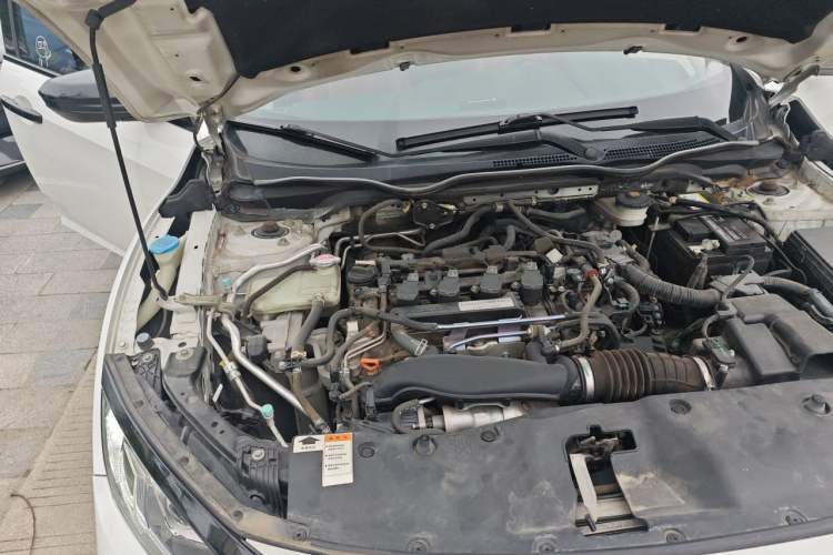 Used Honda Civic 2016 220TURBO CVT Luxury Edition Engine Bay Right