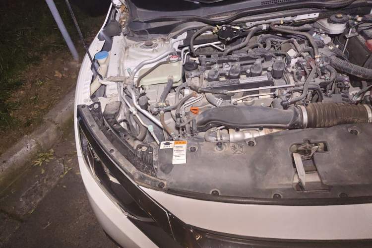 Used Honda Civic 2016 220TURBO CVT Luxury Edition Engine Bay Right