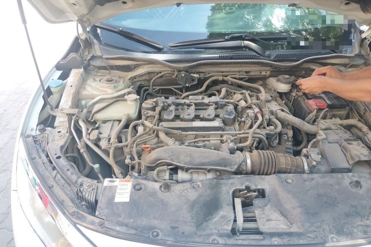 Used Honda Civic 2016 220TURBO Manual Luxury Edition Engine Bay Right