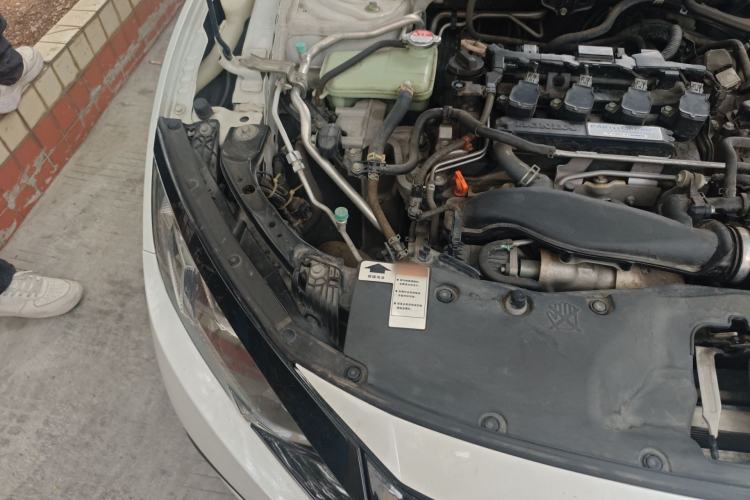 Used Honda Civic 2016 220TURBO CVT Luxury Edition Engine Bay Right