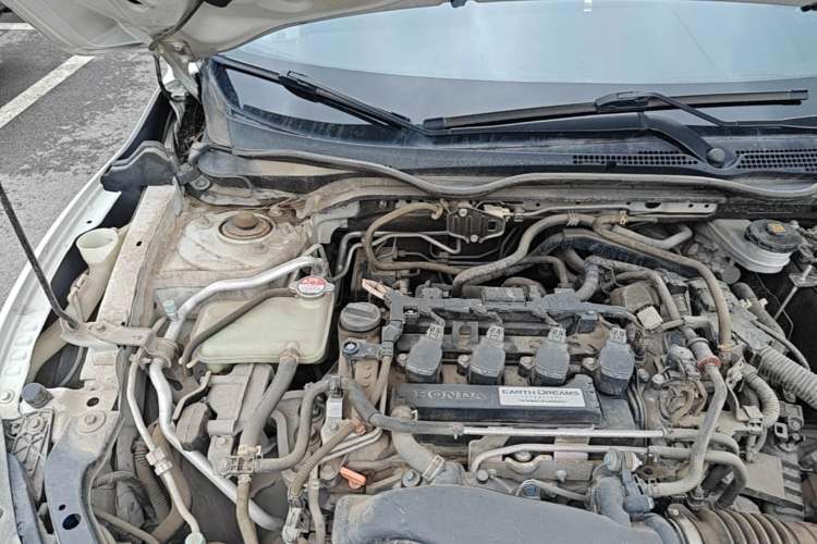 Used Honda Civic 2016 220TURBO CVT Luxury Edition Engine Bay Right