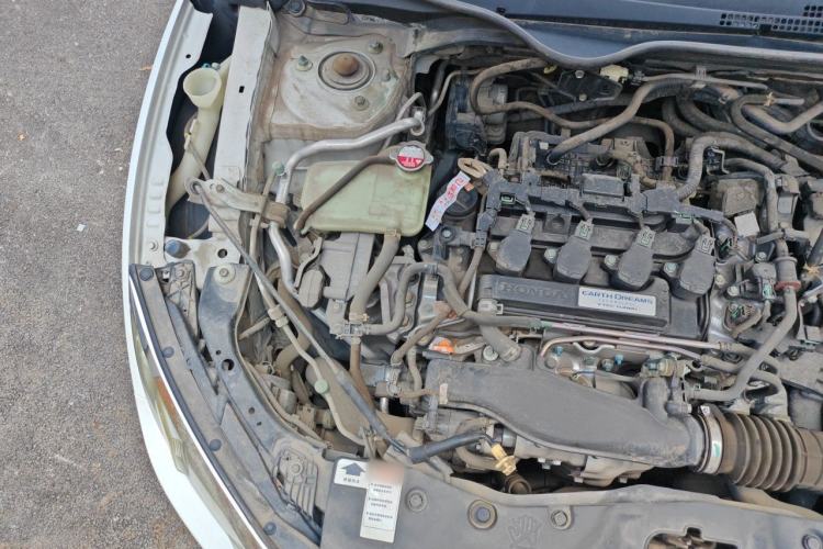 Used Honda Civic 2016 220TURBO CVT Luxury Edition Engine Bay Right