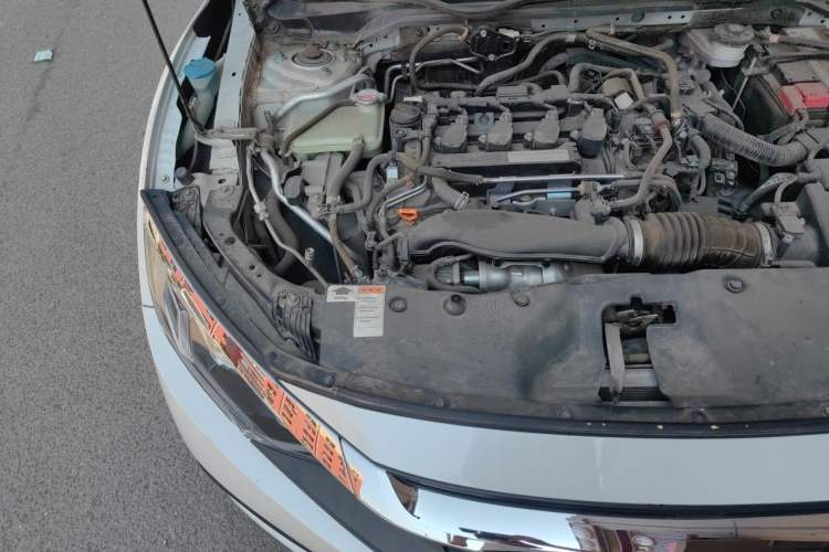 Used Honda Civic 2016 220TURBO CVT Luxury Edition Engine Bay Right