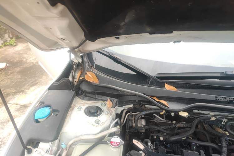 Used Honda Civic 2016 220TURBO CVT Prestige Edition Engine Bay Right