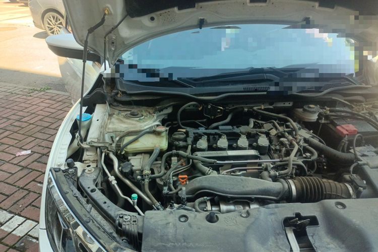 Used Honda Civic 2016 220TURBO CVT Luxury Edition Engine Bay Right