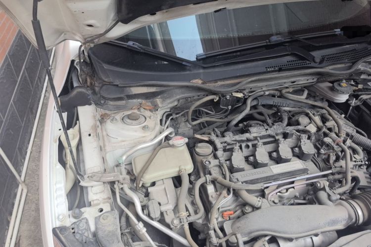 Used Honda Civic 2016 220TURBO CVT Luxury Edition Engine Bay Right