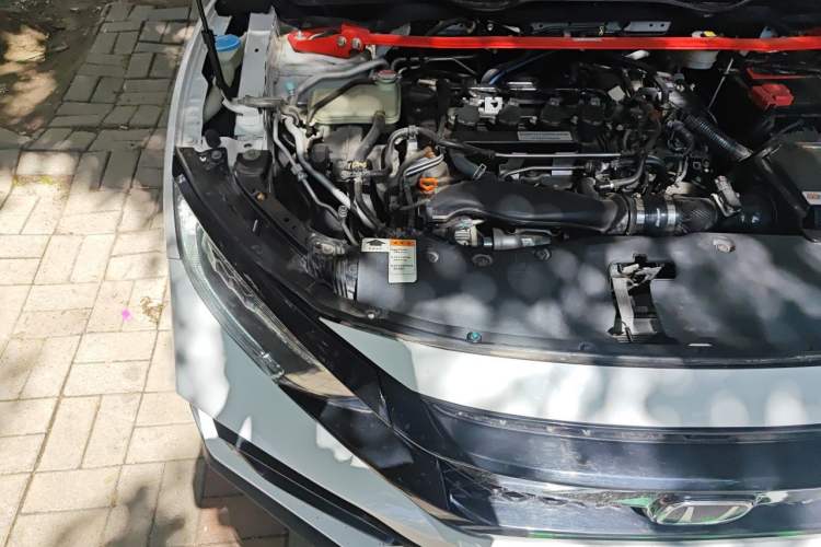 Used Honda Civic 2016 220TURBO CVT Luxury Edition Engine Bay Right