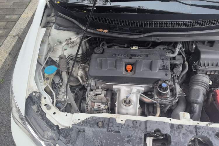 Used Honda Civic 2016 1.8L Automatic Comfort Version Engine Bay Right