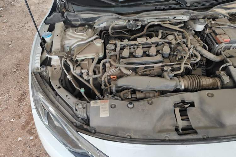 Used Honda Civic 2016 220TURBO Manual Luxury Edition Engine Bay Right