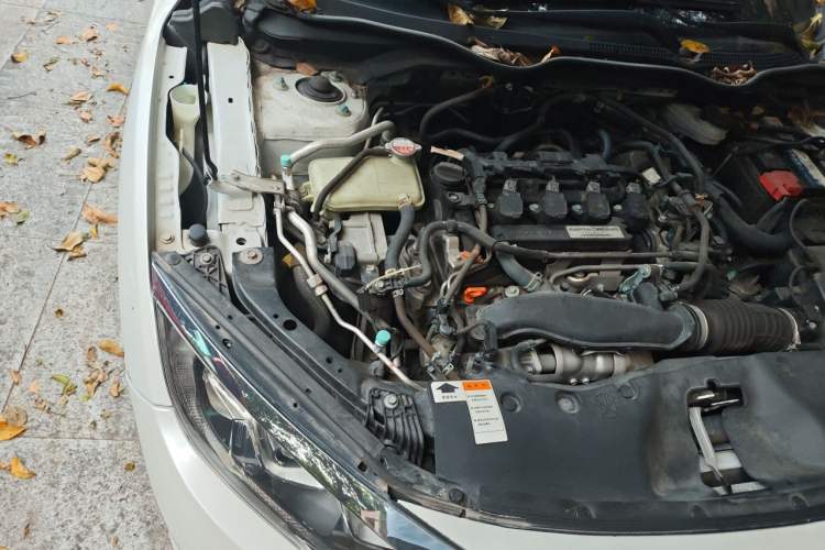 Used Honda Civic 2016 220TURBO CVT Luxury Edition Engine Bay Right