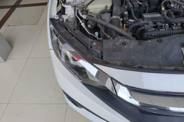 Used Honda Civic 2016 180TURBO CVT Comfort Version Engine Bay Right