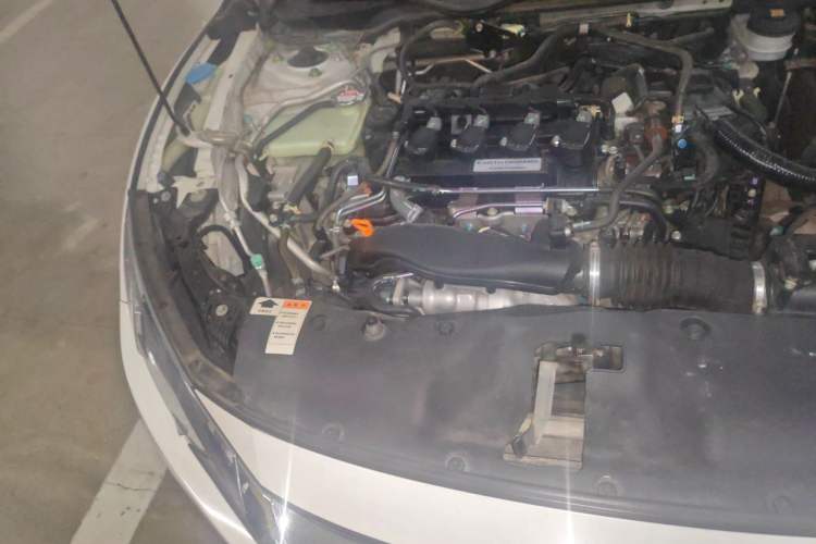 Used Honda Civic 2016 220TURBO CVT Luxury Edition Engine Bay Right