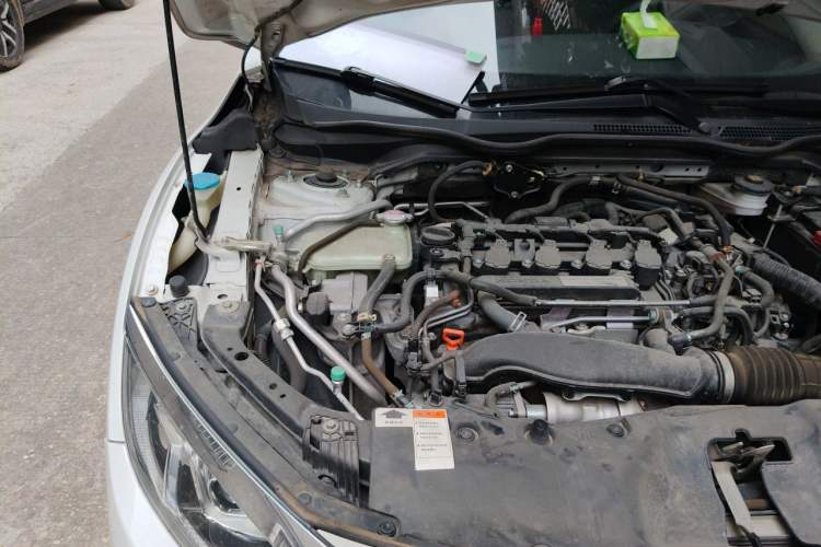 Used Honda Civic 2016 220TURBO CVT Luxury Edition Engine Bay Right