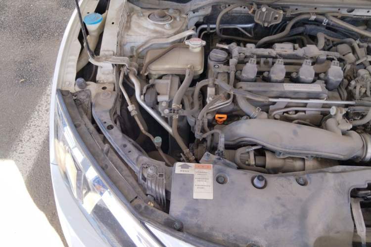 Used Honda Civic 2016 220TURBO CVT Luxury Edition Engine Bay Right