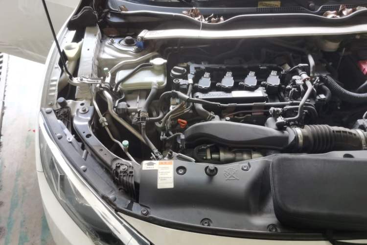 Used Honda Civic 2016 220TURBO CVT Luxury Edition Engine Bay Right
