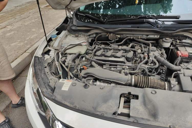 Used Honda Civic 2016 220TURBO CVT Prestige Edition Engine Bay Right