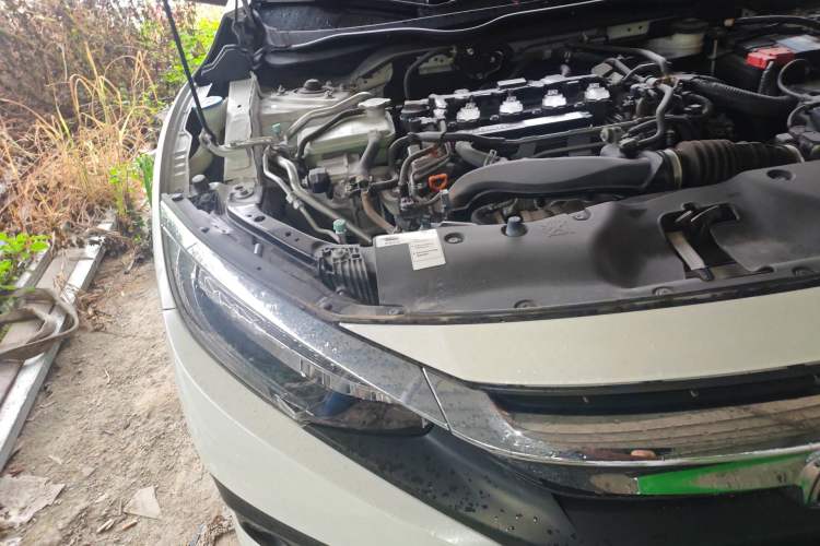 Used Honda Civic 2016 220TURBO CVT Prestige Edition Engine Bay Right