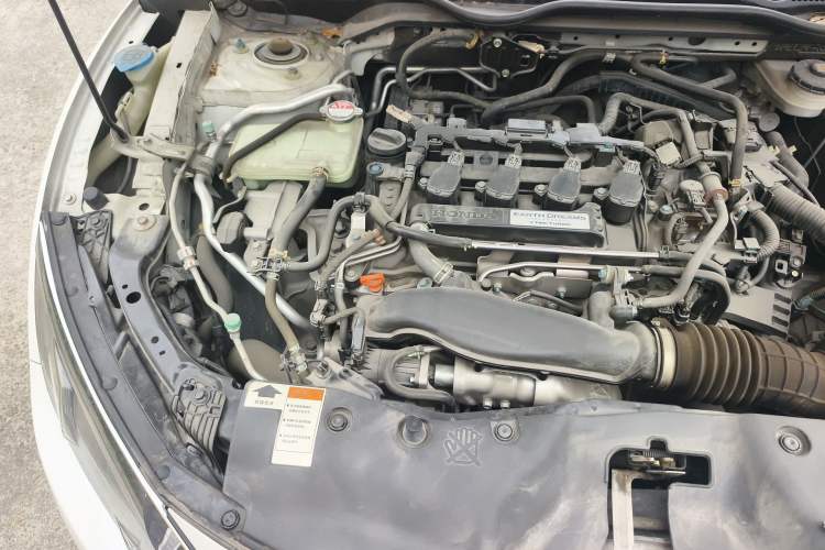 Used Honda Civic 2016 220TURBO CVT Luxury Edition Engine Bay Right