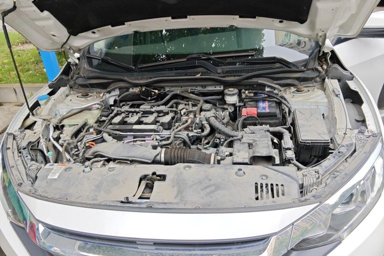 Used Honda Civic 2016 220TURBO CVT Luxury Edition Engine Bay