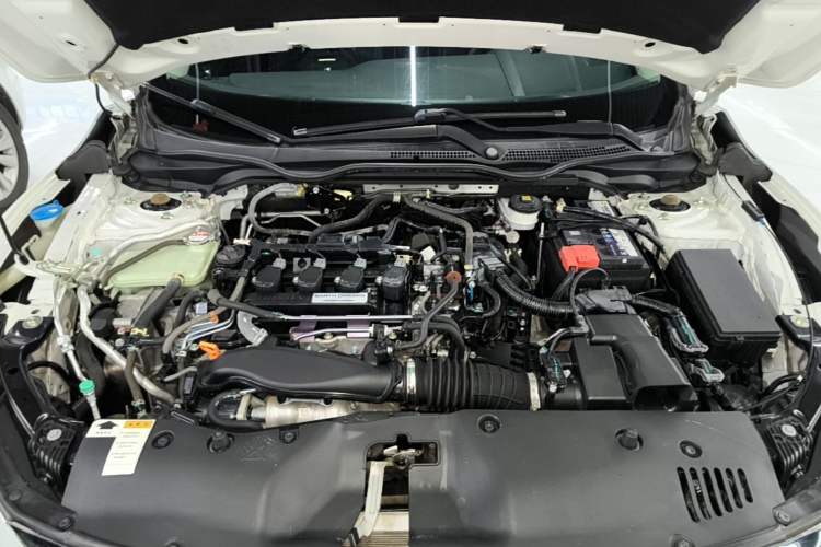 Used Honda Civic 2016 220TURBO CVT Luxury Edition Engine Bay