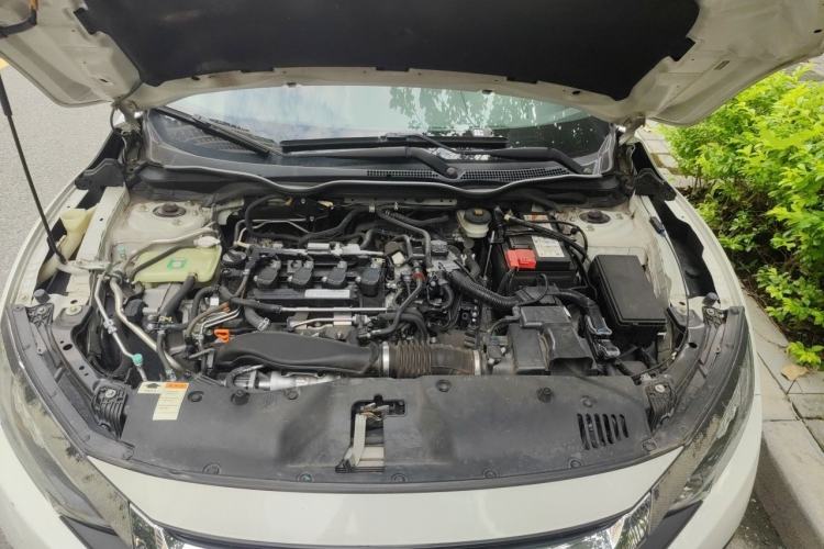 Used Honda Civic 2016 220TURBO CVT Prestige Edition Engine Bay