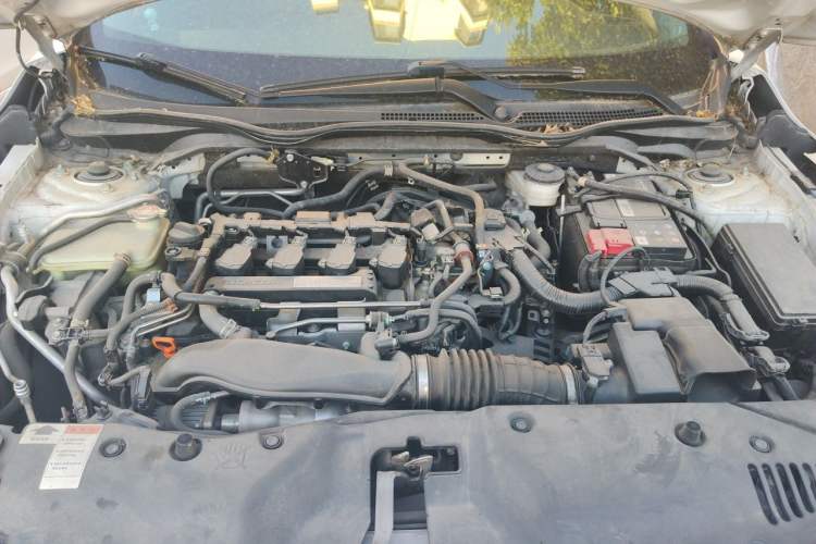Used Honda Civic 2016 220TURBO CVT Luxury Edition Engine Bay